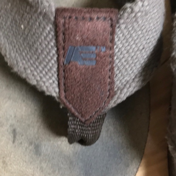 American Eagle Flip Flops - Picture 2 of 5